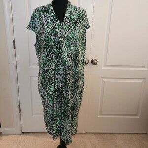 Dana Buchman Vneck Woman's Dress Size 2X EUC